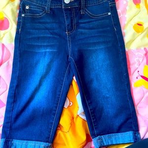 Celebrity pink jeans shorts size 8 kids girls used